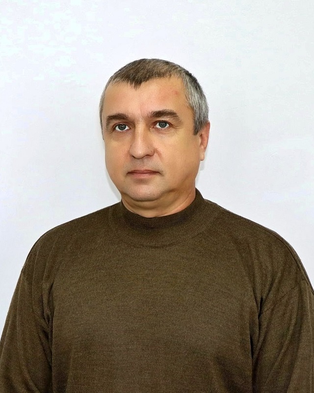 Обухов Александр Николаевич.